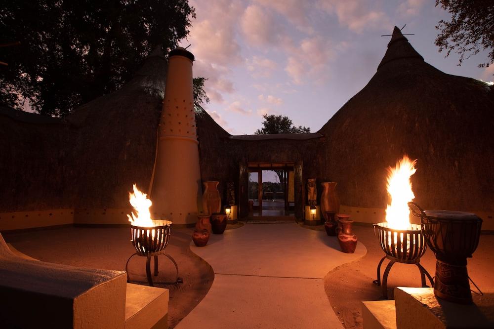 Hoyo Hoyo Safari Lodge Mluwati Concession ภายนอก รูปภาพ